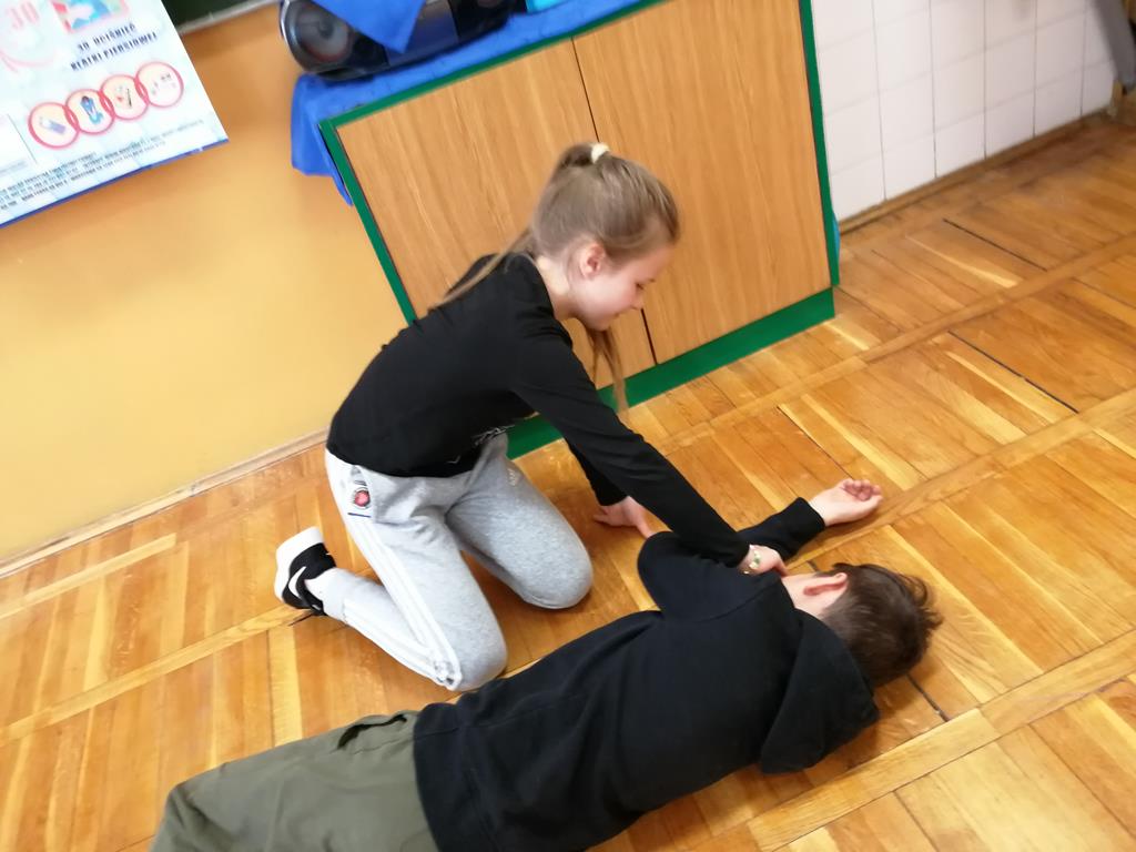 .....